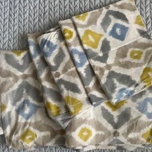 Full/Queen West Elm Organic Cotton Duvet Set w/Four Pillowcases (Like New)